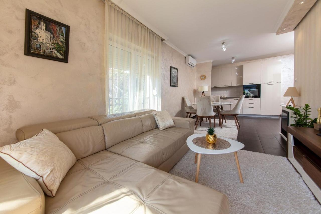 Ena Apartment โกตอร์ ภายนอก รูปภาพ